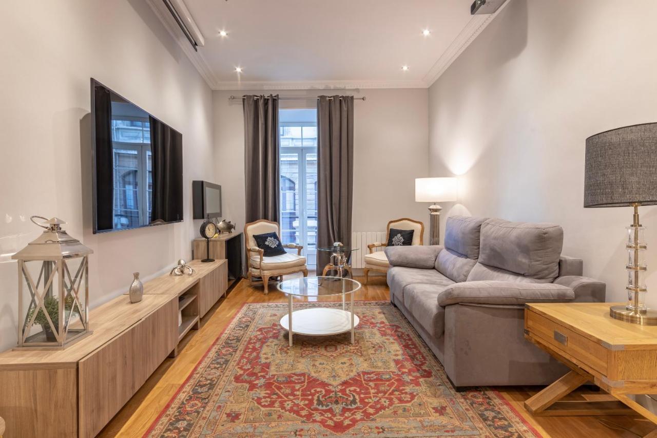 Amplio Y Elegante En Casco Viejo Con Parking Daire Bilbao Dış mekan fotoğraf